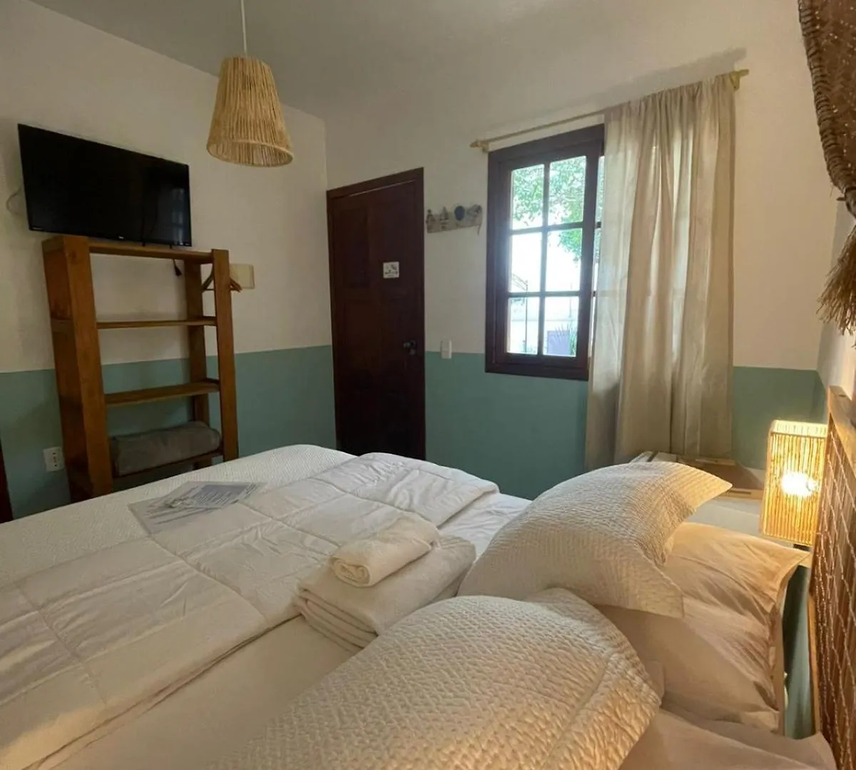 Quintal Da Casa Bed and Breakfast Garopaba